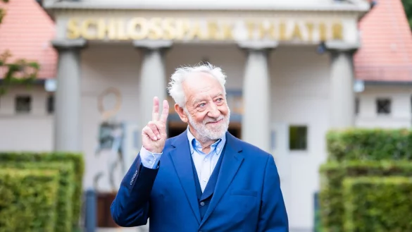 - &copy; Christoph Soeder/dpa