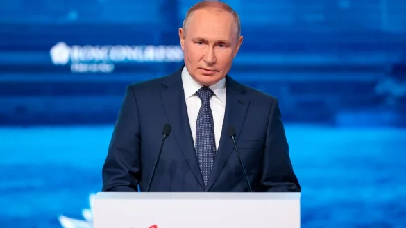 - © Sergei Bobylev/Pool TASS Host Photo Agency/AP/dpa