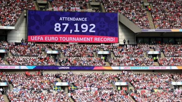 - © Sebastian Christoph Gollnow/dpa