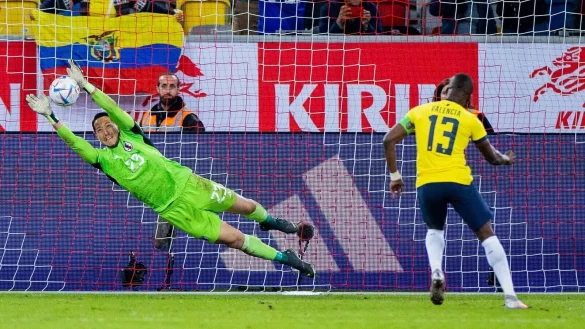 - &copy; Rolf Vennenbernd/dpa