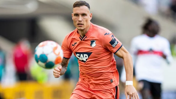 - &copy; Tom Weller/dpa