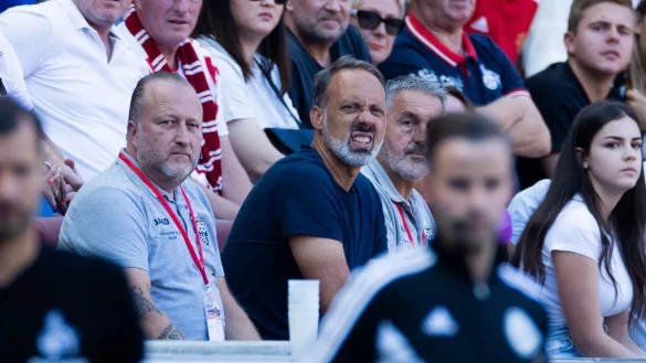 - &copy; Rolf Vennenbernd/dpa