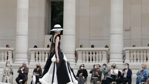 Herbst/Winter 2021/2022 - &copy; Foto: Lewis Joly/AP/dpa