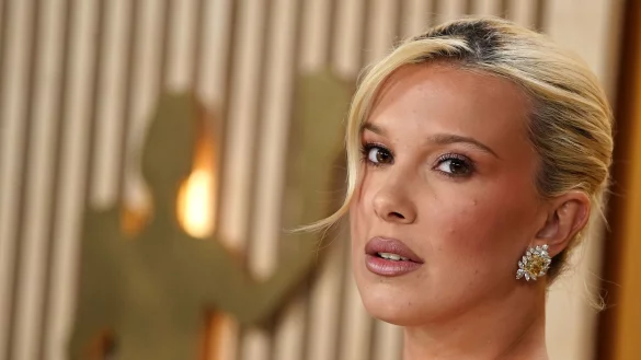 Ziemlich gro&szlig; geworden seit den Anf&auml;ngen ihrer &laquo;Stranger Things&raquo;-Rolle Eleven: Millie Bobby Brown. (Archivbild) - &copy; Jordan Strauss/Invision via AP/dpa