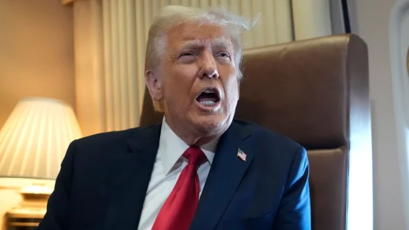 Donald Trump verfügte die Namensänderung direkt nach seinem Amtsantritt. (Archivbild) - © Ben Curtis/AP/dpa