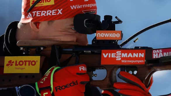 Auch Philipp Horn kam im Sprint nicht fehlerfrei durch, wird aber bester Deutscher. - © Alessandro Trovati/AP/dpa