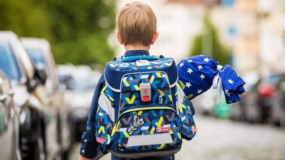 F&uuml;r viele Eltern stehen zum Schulstart ihrer Kinder zahlreiche Anschaffungen auf dem Einkaufszettel. (Archivbild) - &copy; Moritz Frankenberg/dpa/dpa-tmn