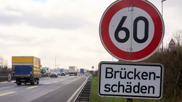 Brückenschäden sind an vielen Orten in Deutschland ein Problem. (Archivbild) - © Thomas Frey/dpa