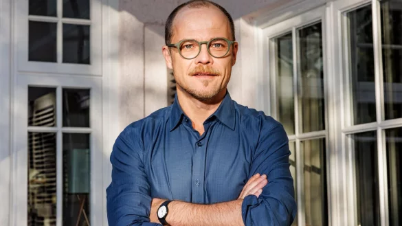 Matthias Koeberlin lebt nun mit neuer Partnerin in Österreich. (Archivbild) - © Axel Heimken/dpa