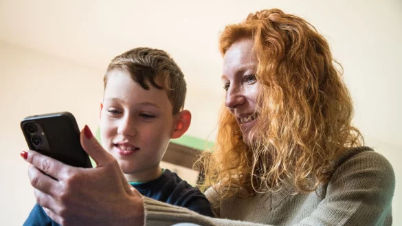 Family Link: Google hat die Elternaufsicht für die Smartphones der Kids aktualisiert. - © Christin Klose/dpa-tmn