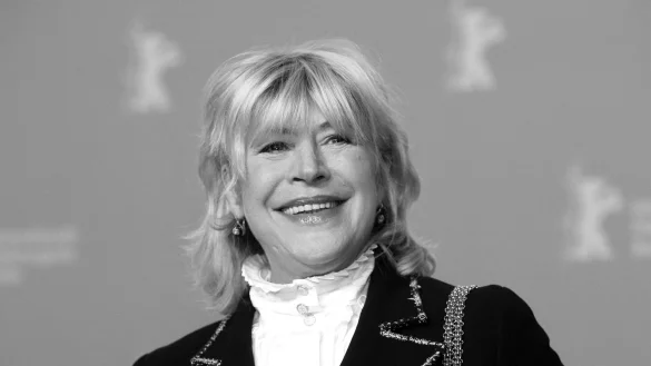 Die britische Sängerin und Schauspielerin Marianne Faithfull ist tot. - © Wolfgang Kumm/dpa