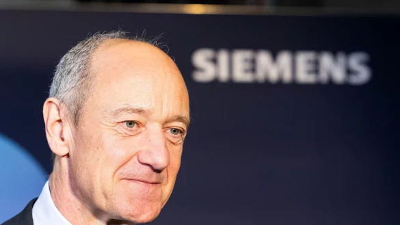 Siemens-Vorstandschef Roland Busch. Der M&uuml;nchner Konzern wird von den Streitigkeiten der US-Regierung mit China in Mitleidenschaft gezogen. (Archivbild) - &copy; Michael Matthey/dpa