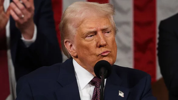 Trump setzt der Hamas ein Ultimatum. - © Win McNamee/POOL Getty Images/AP/dpa