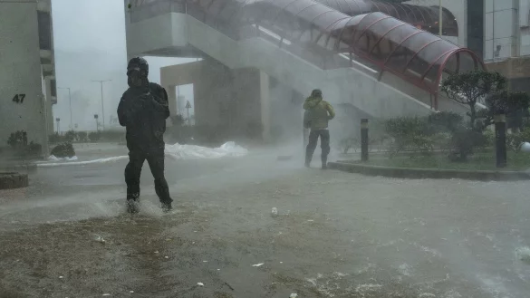 &laquo;Ragasa&raquo; brachte heftigen Regen in die betoffenen Gebiete. - &copy; Chan Long Hei/AP/dpa