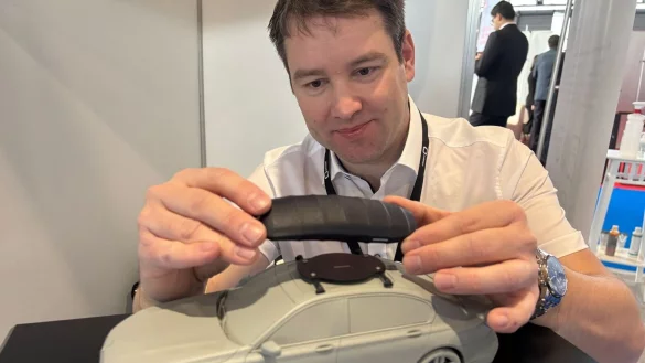 Ein Dachgep&auml;cktr&auml;ger, der sich wie ein Zelt zusammenfalten l&auml;sst. - &copy; Christiane Oelrich/dpa