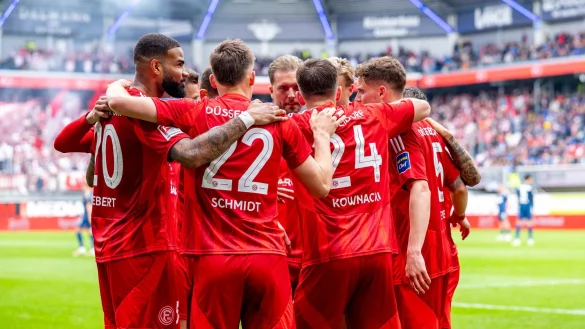 Düsseldorf sammelt wichtige Punkte im Aufstiegskampf. - © David Inderlied/dpa