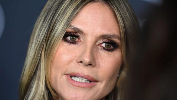 Vierfach-Mutter und berufstätig. Das war auch für Heidi Klum sehr herausfordernd. (Archivfoto) - © Felix Hörhager/dpa