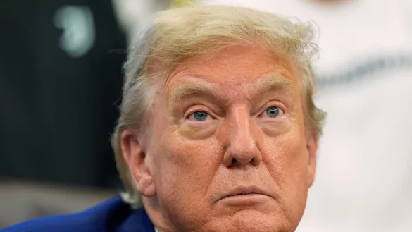 Wegen seiner Vermittlung im Konflikt mit Indien schl&auml;gt Pakistans Regierung Donald Trump f&uuml;r den Friedensnobelpreis vor. (Archivbild) - &copy; Alex Brandon/AP/dpa