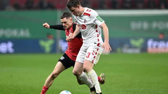 Dominique Heintz (r) muss vorerst pausieren. - &copy; Federico Gambarini/dpa