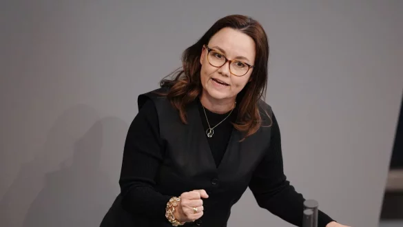 Die Ehefrau des ehemaligen SPD-Bundesvorsitzenden und Vizekanzlers Franz Müntefering (85) tritt die Nachfolge des bisherigen Geschäftsführers und Vorstandssprechers Björn Böhning an. - © Kay Nietfeld/dpa