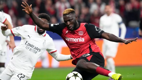 Victor Boniface steht vor einem Wechsel zum italienischen Club AC Mailand. (Archivbild) - &copy; Michael Probst/AP/dpa