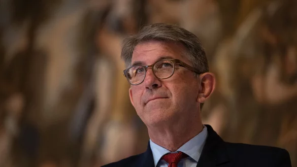 Kulturstaatsminister Weimer: «Zu oft verwechseln wir Gratismut mit Heldentum und Zivilcourage mit Lautstärke.» - © Hannes P. Albert/dpa