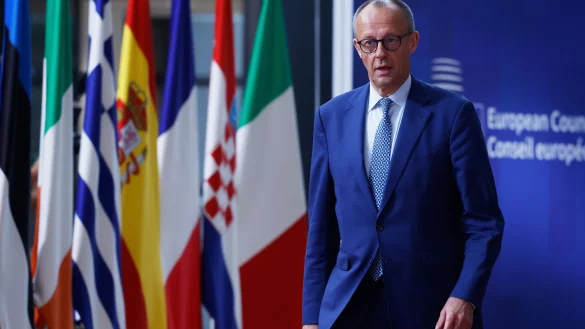 Merz kehrt beim Gipfel wieder auf die EU-B&uuml;hne zur&uuml;ck. - &copy; Omar Havana/AP/dpa