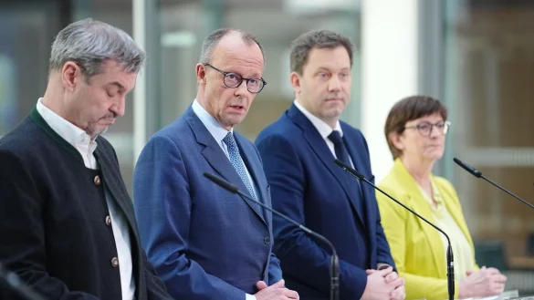 Die Sondierungsergebnisse von Union und SPD stoßen bei Verbandsvertretern auf Lob und Kritik. (Archivfoto) - © Kay Nietfeld/dpa