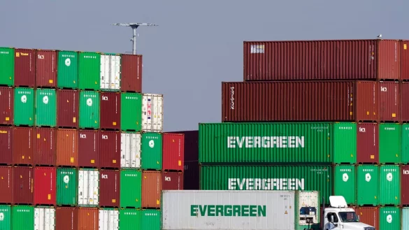 Die US-Wirtschaft ist im ersten Quartal &uuml;berraschend geschrumpft. (Archivbild) - &copy; Marcio Jose Sanchez/AP/dpa