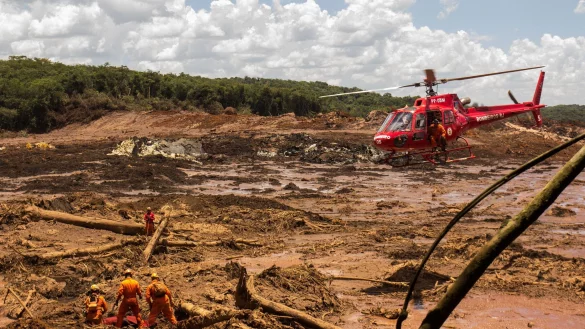 Bis heute werden drei Menschen vermisst. (Archivbild) - &copy; Rodney Costa/dpa