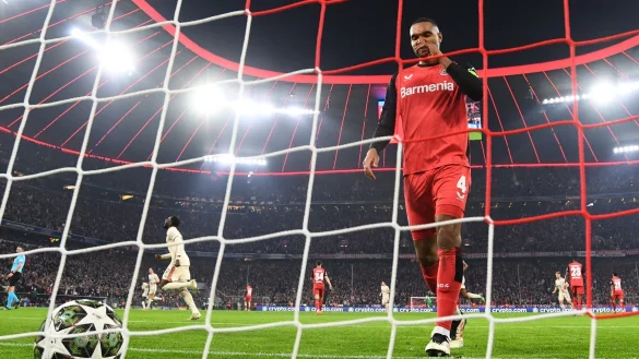 Spielt Jonathan Tah bald regelmäßig in der Münchner Arena? Experte Matthäus ist jedenfalls für einen Wechsel zum FC Bayern. - © Tom Weller/dpa