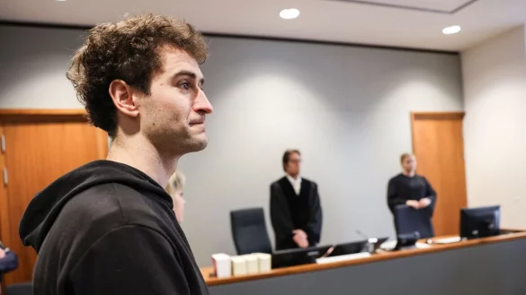 Der «Mönch von Lützerath» hat vor dem Amtsgericht Erkelenz die gegen ihn erhobenen Vorwürfe zugegeben. - © Oliver Berg/dpa