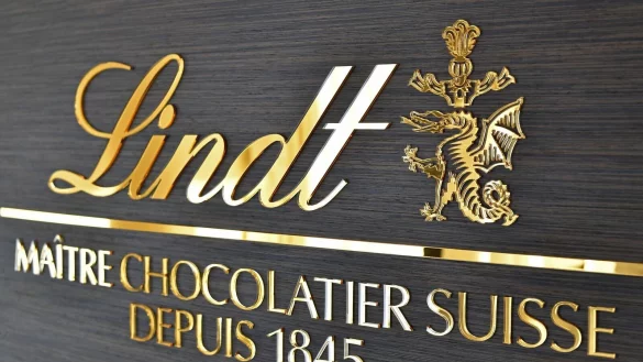 Lindt & Sprüngli setzt auf Neukreationen (Archivbild) - © Walter Bieri/Keystone/dpa