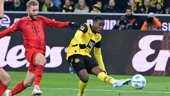 Laut Medienberichten ist Bayern München an Dortmunds Jamie Gittens interessiert - © Federico Gambarini/dpa