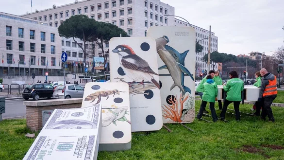 Umweltsch&uuml;tzer begleiteten die UN-Konferenz zun&auml;chst mit Protesten - und waren am Ende zufrieden mit dem Ergebnis. - &copy; Marco Di Gianvito/ZUMA Press Wire/dpa