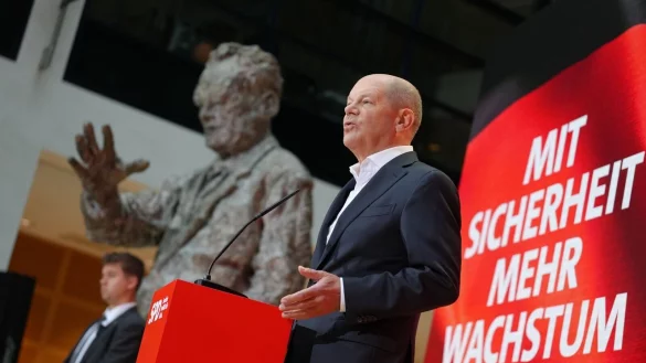 Scholz weist Spekulationen über Moskau-Reise zu - © Kay Nietfeld/dpa