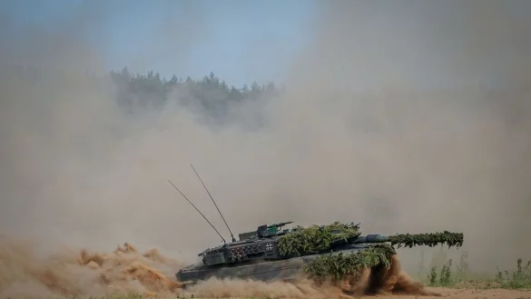 Wieder haben die weltweiten Militärausgaben einen Höchststand erreicht. (Symbolbild) - © Kay Nietfeld/dpa