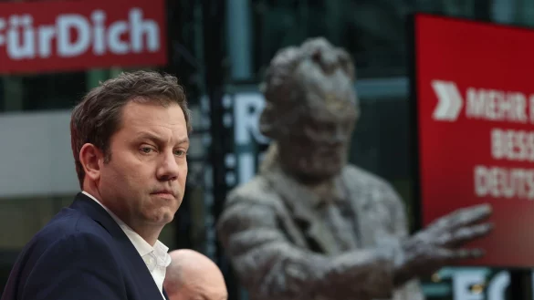 SPD und Union stehen vor schwierigen Verhandlungen. - © Hannes Albert/dpa