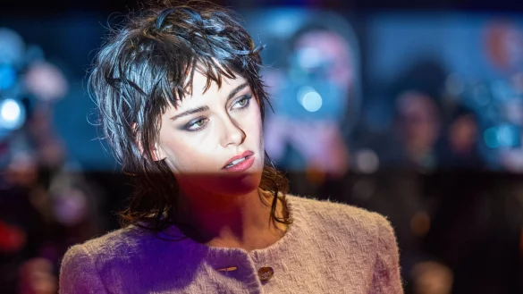 Kristen Stewart bringt ihr Regiedebüt nach Cannes (Archivbild). - © Monika Skolimowska/dpa