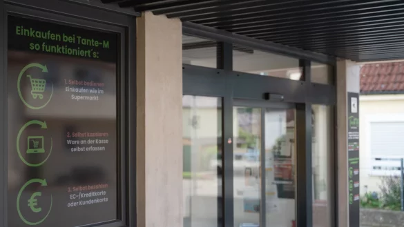 Selbst bedienen, selbst kassieren, selbst bezahlen - so läuft das in Supermärkten ohne Personal. (Archivbild) - © Markus Lenhardt/dpa