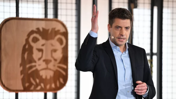 Führt die Direktbank seit 1. Januar 2025: Lars Stoy - © Arne Dedert/dpa