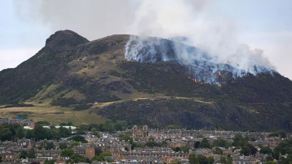 Arthur\\\'s Seat ist ein Wahrzeichen Edinburghs. - © Jane Barlow/PA Wire/dpa