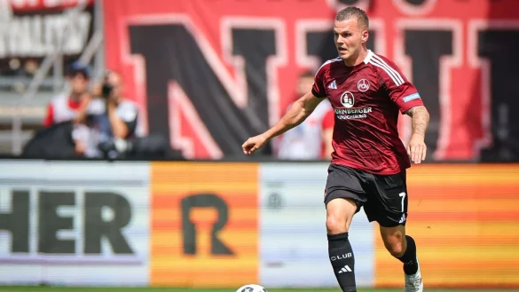 Florian Pick verl&auml;sst den 1. FC N&uuml;rnberg. - &copy; Daniel Karmann/dpa