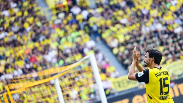 Mats Hummels bekommt vom BVB seinen großen Abschied. - © Christoph Reichwein/dpa