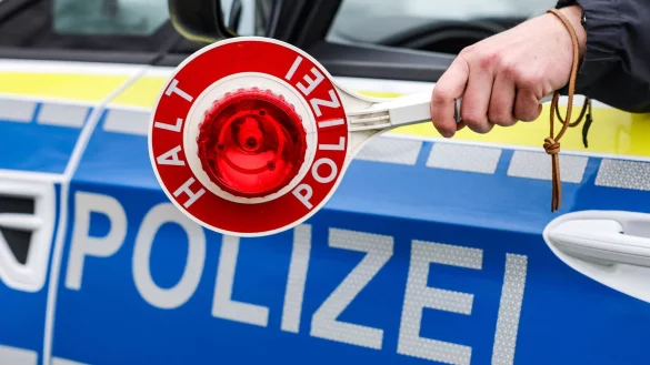 Gleich zweimal wurde der Porsche eines 25-J&auml;hrigen sichergestellt. (Symbolbild) - &copy; Jan Woitas/dpa