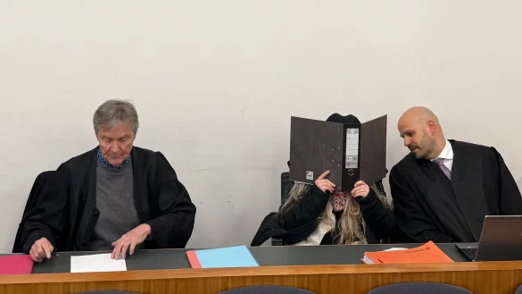 Die Angeklagte hat in dem Revisionsprozess eine mildere Strafe bekommen. (Archivbild) - © Nicole Schippers/dpa