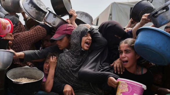 Organisationen warnen vor einer Hungersnot im Gazastreifen. (Archivbild) - © Abdel Kareem Hana/AP/dpa