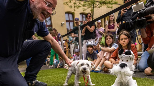 60 Jahre Idefix: Das Museum für Kommunikation suchte den besten Doppelgänger des Comic-Hundes. - © Carsten Koall/dpa