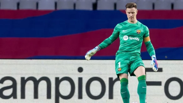 Ter Stegen äußerte sich vor den Fans. - © Gerard Franco/Zuma Press/dpa