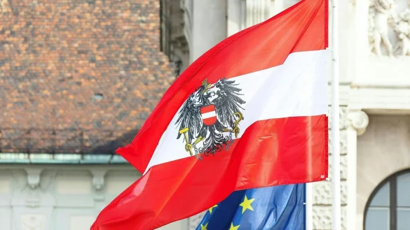 Die EU-Kommission beaufsichtigt, ob die EU-Länder die Regeln für Haushaltsdefizite und Staatsschulden einhalten. (Archivbild) - © Florian Wieser/APA/dpa